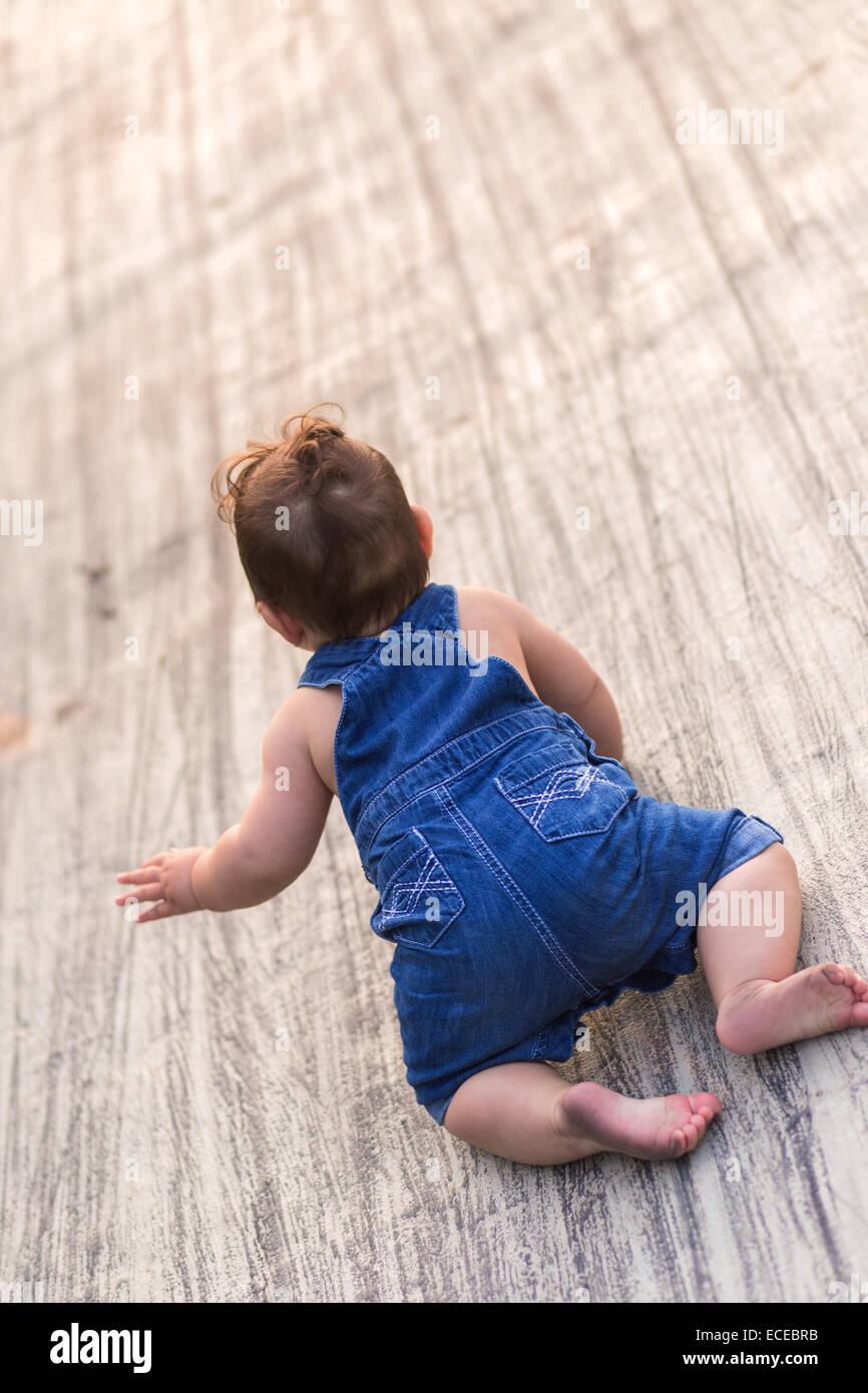 Baby (6-11 months) crawling Stock Photo