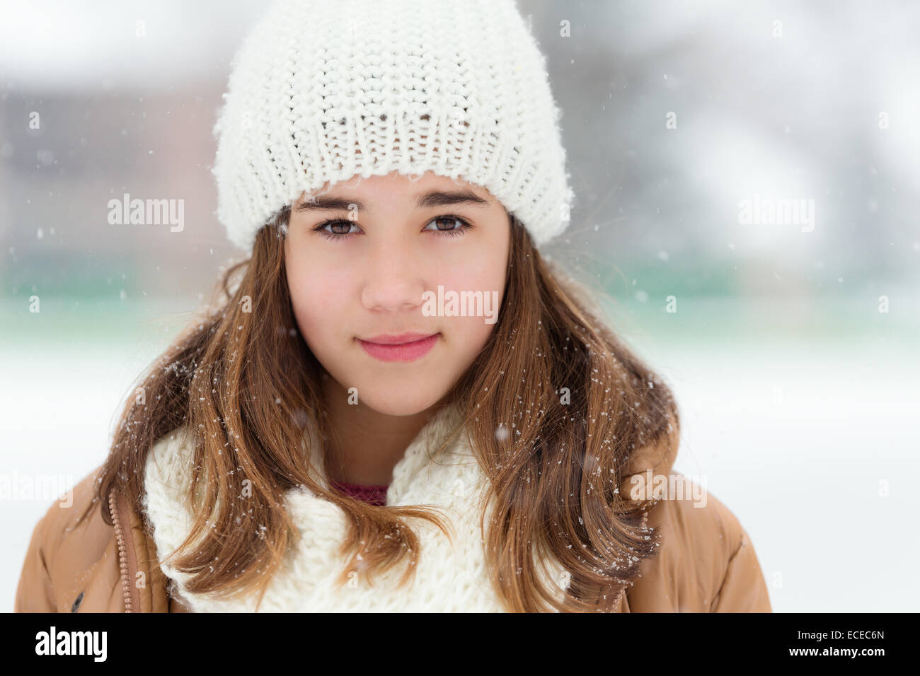 Winter portrait of teenage girl (14-15) Stock Photo