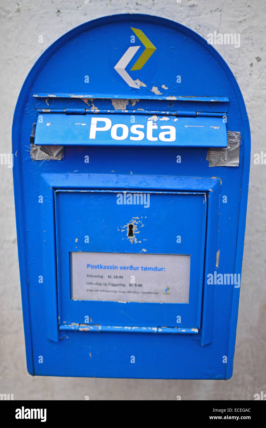 Blue posta box hi-res stock photography and images - Alamy