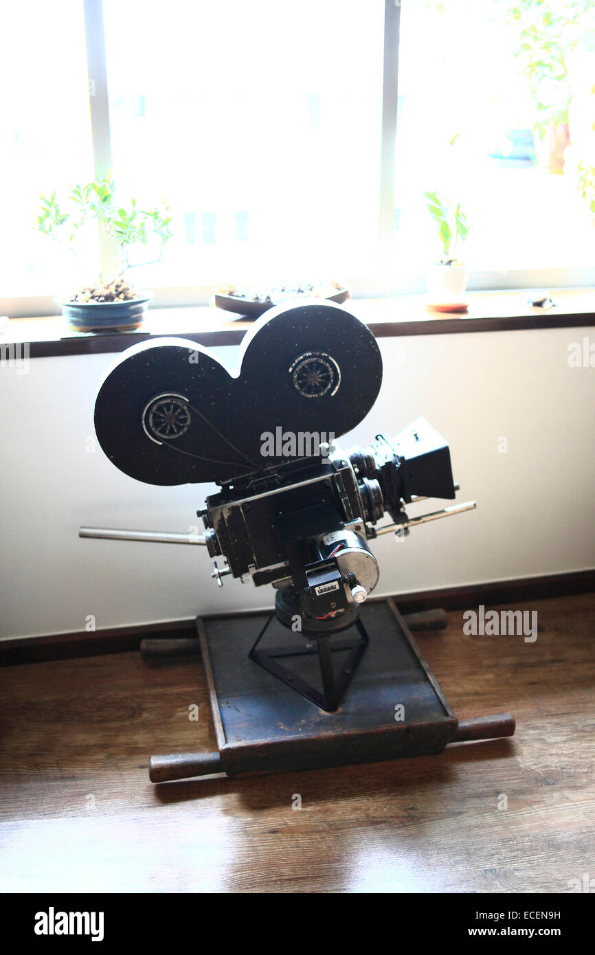 Mumbai, India. 14th Nov, 2014. Antique Film Cameras & Old Films have