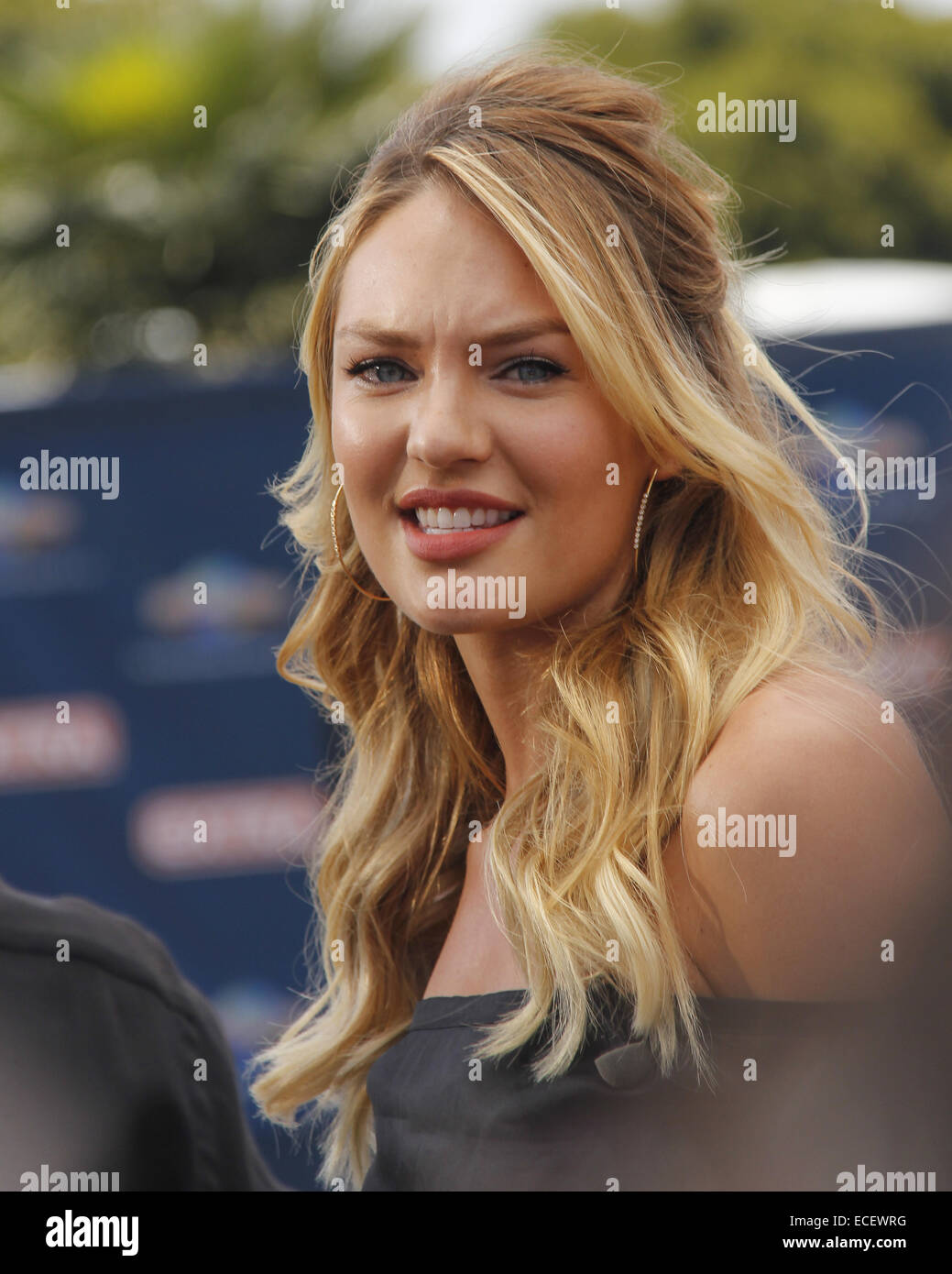 Celebrities appear for interview on Extra TV show at Universal City