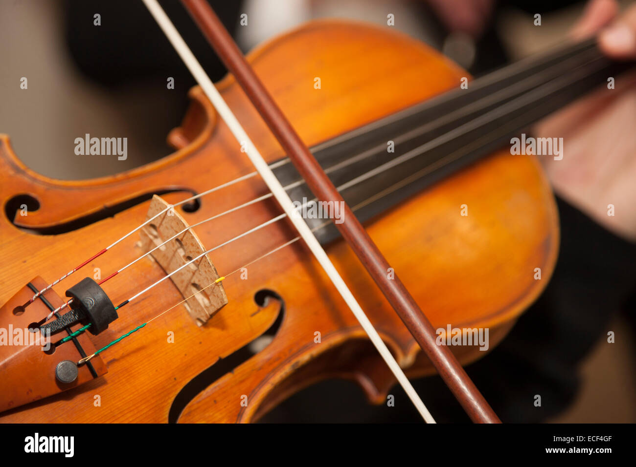 Violin being played hires stock photography and images Alamy