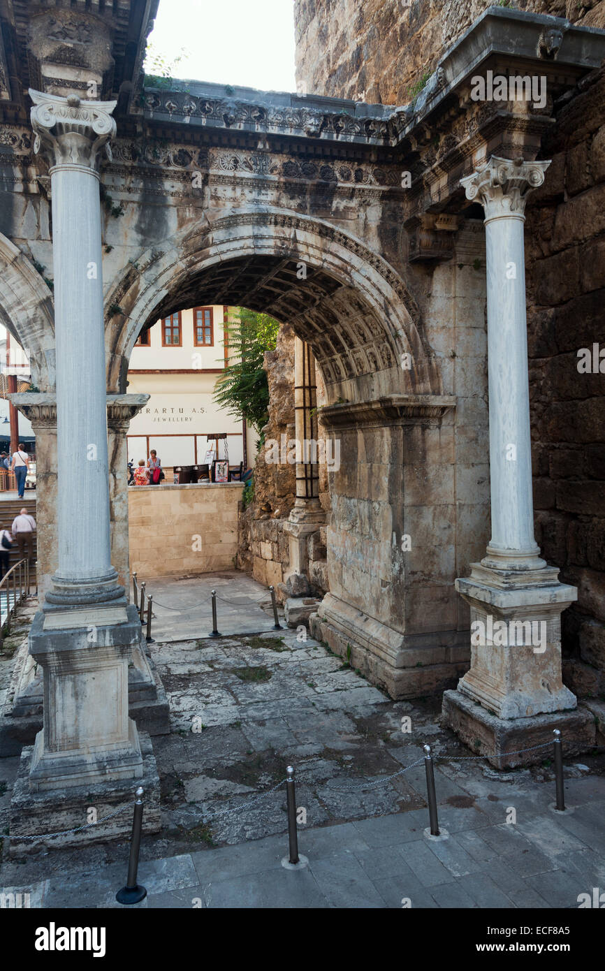 Arch of hadrian antalya hi-res stock photography and images - Alamy