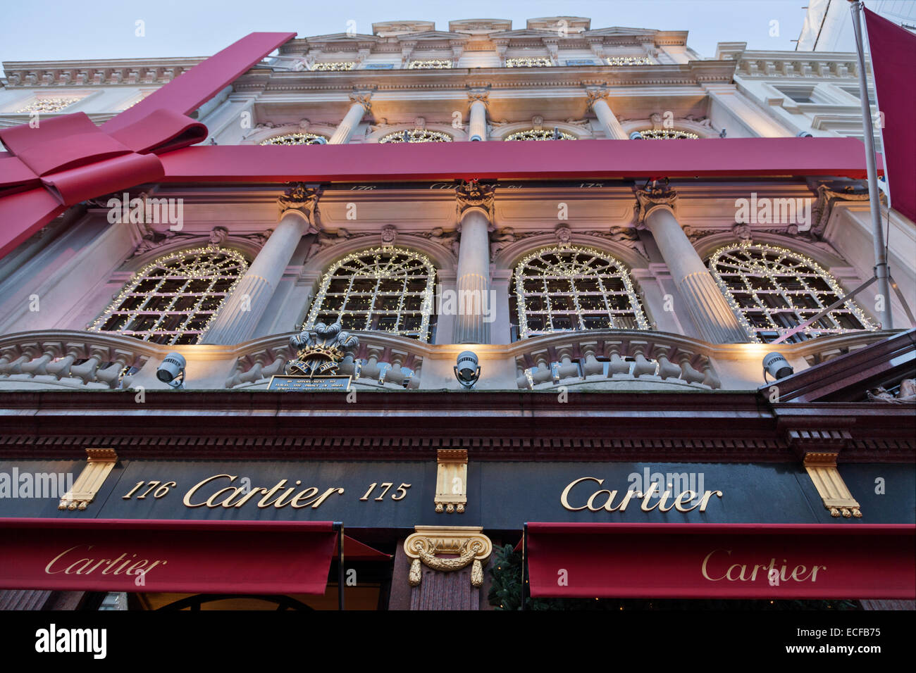 Cartier jewellery store on New Bond Street Stock Photo Alamy