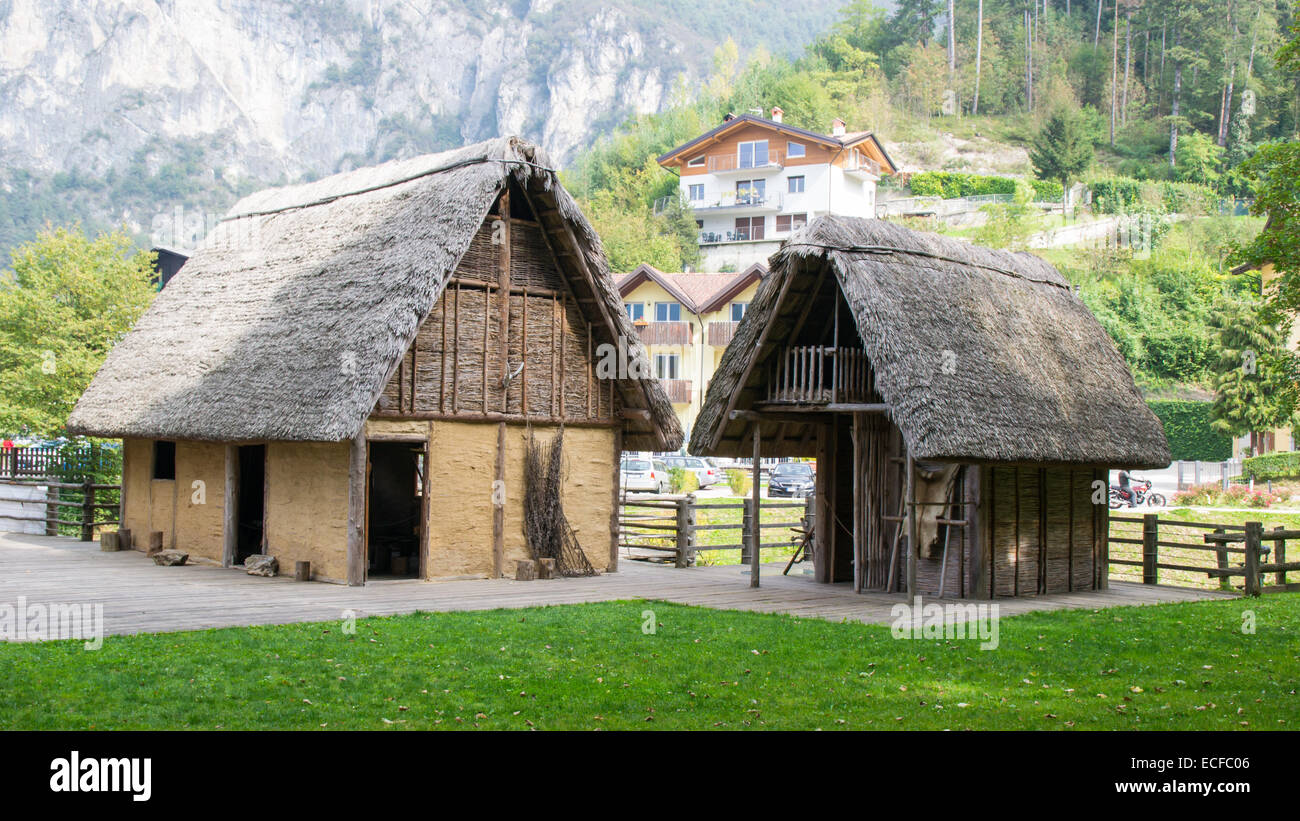 Paleolithic architecture hi-res stock photography and images - Alamy