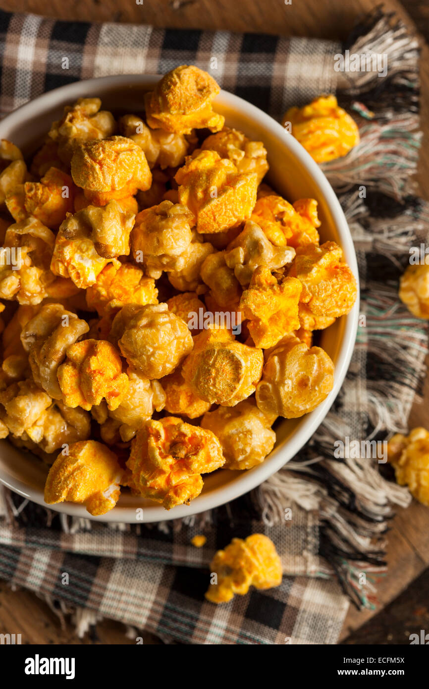 Chicago Style Caramel and Cheese Popcorn Mixture Stock Photo Alamy