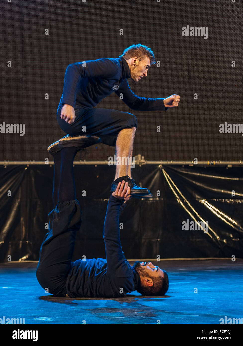 Turin, Italy. 13th Dec, 2014. Acrobazie del Circo Flic Credit:  Realy Easy Star/Alamy Live News Stock Photo