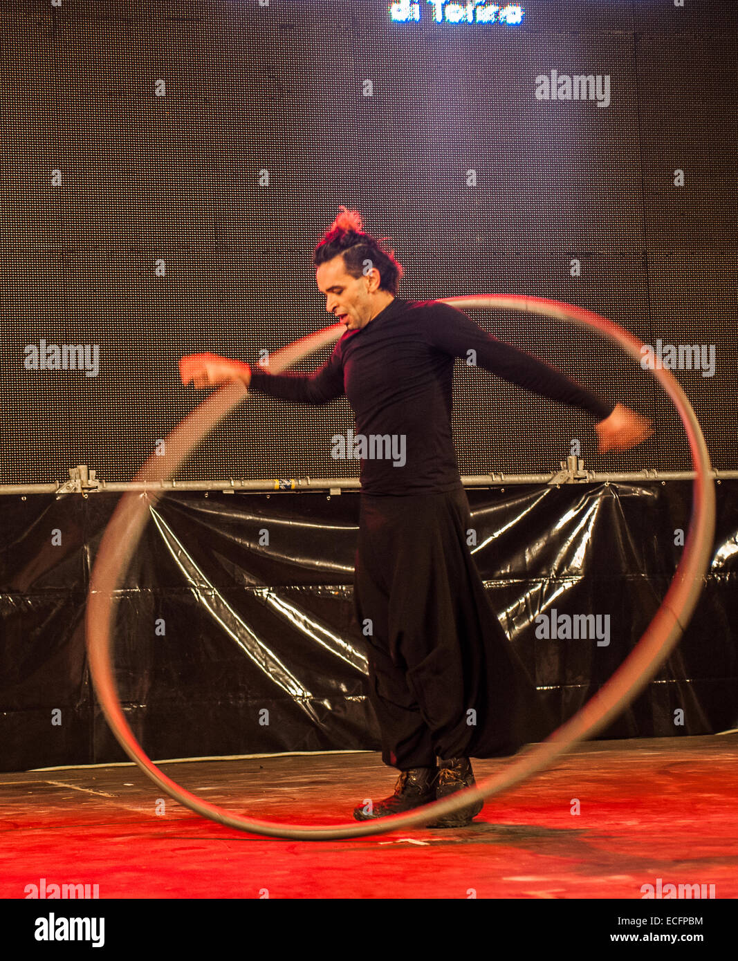 Turin, Italy. 13th Dec, 2014. Acrobazie del Circo Flic Credit:  Realy Easy Star/Alamy Live News Stock Photo