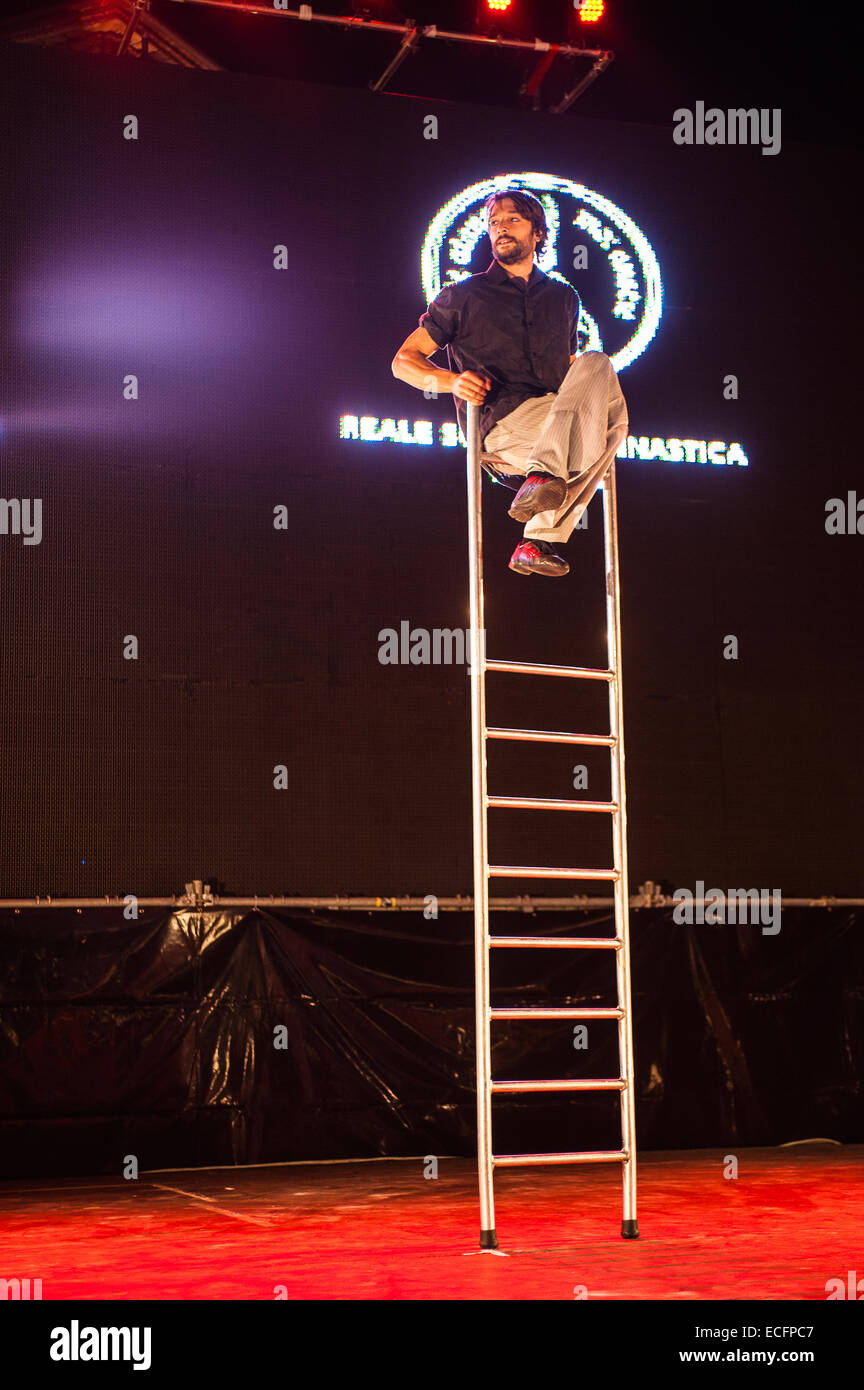 Turin, Italy. 13th Dec, 2014. Acrobazie del Circo Flic Credit:  Realy Easy Star/Alamy Live News Stock Photo