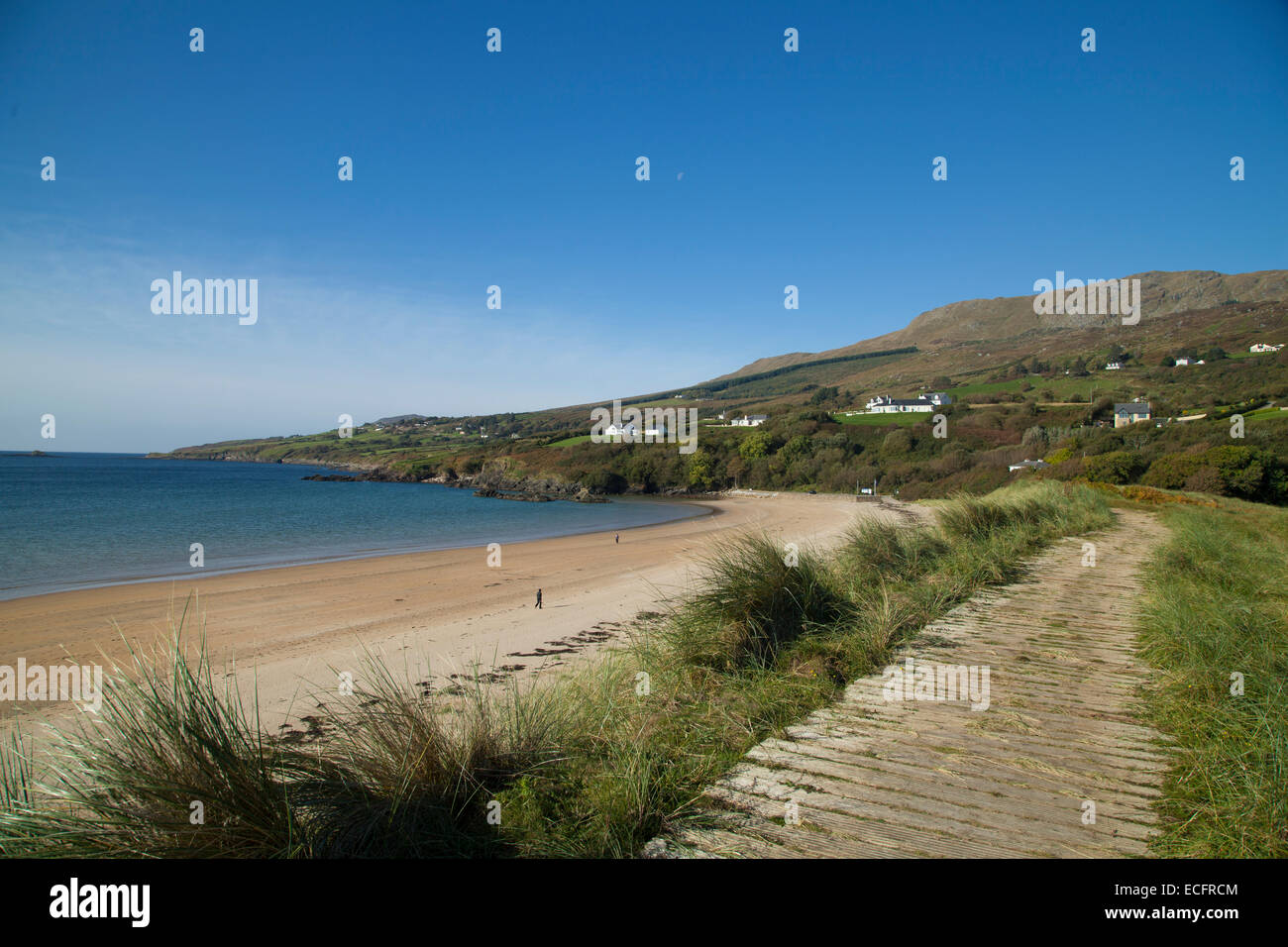 High vantage point picture of Fintra beach in Co. Donegal from a board walk on top of the dunes, on a sunny day Stock Photo