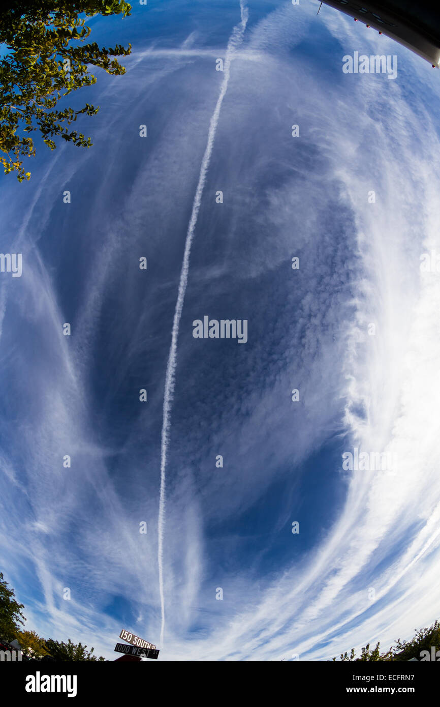 Page 3 Chem Trails High Resolution Stock Photography And Images Alamy
