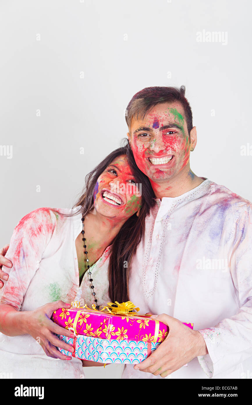 couples holi pics hd