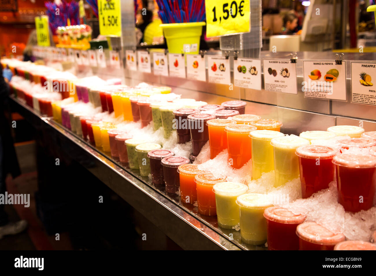 Fresh smoothies at a market stall Stock Photo Alamy