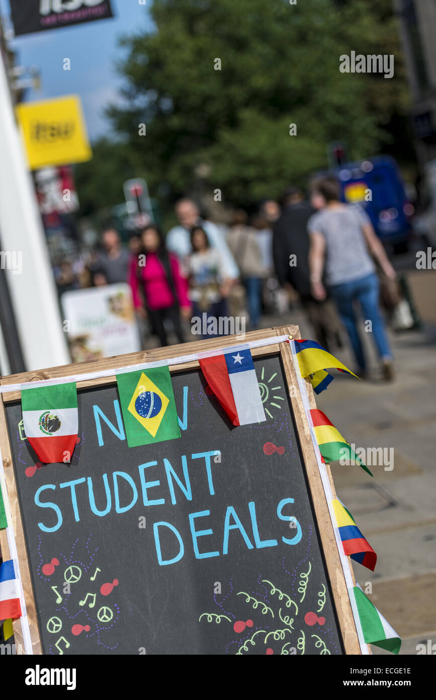 Shop offering New Student Deals with an international flavour on Cornmarket Street, Oxford, UK Stock Photo