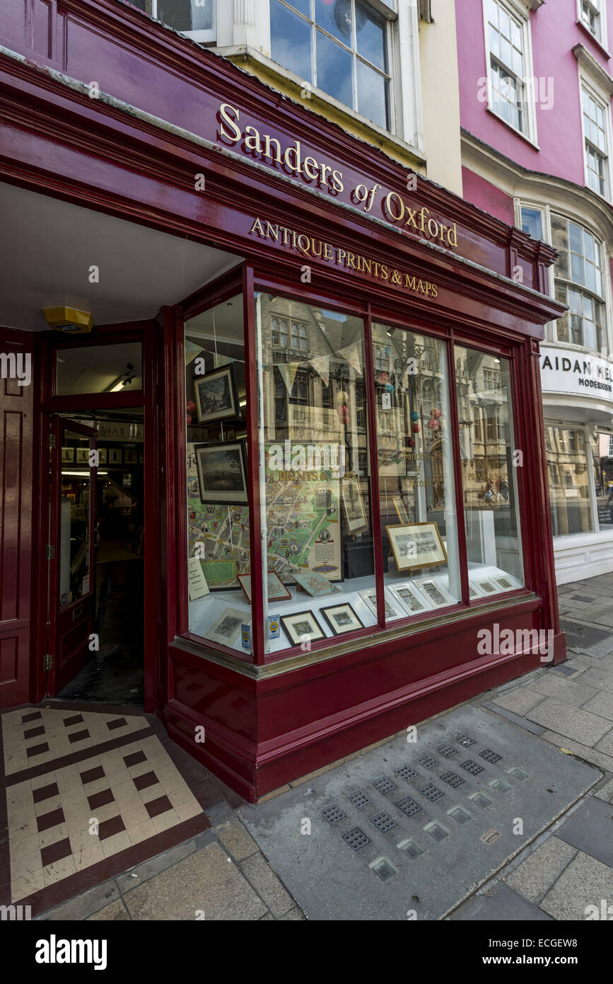 Sanders of Oxford is an Antique Print and Maps shop on the High Street of Oxford, UK. Stock Photo