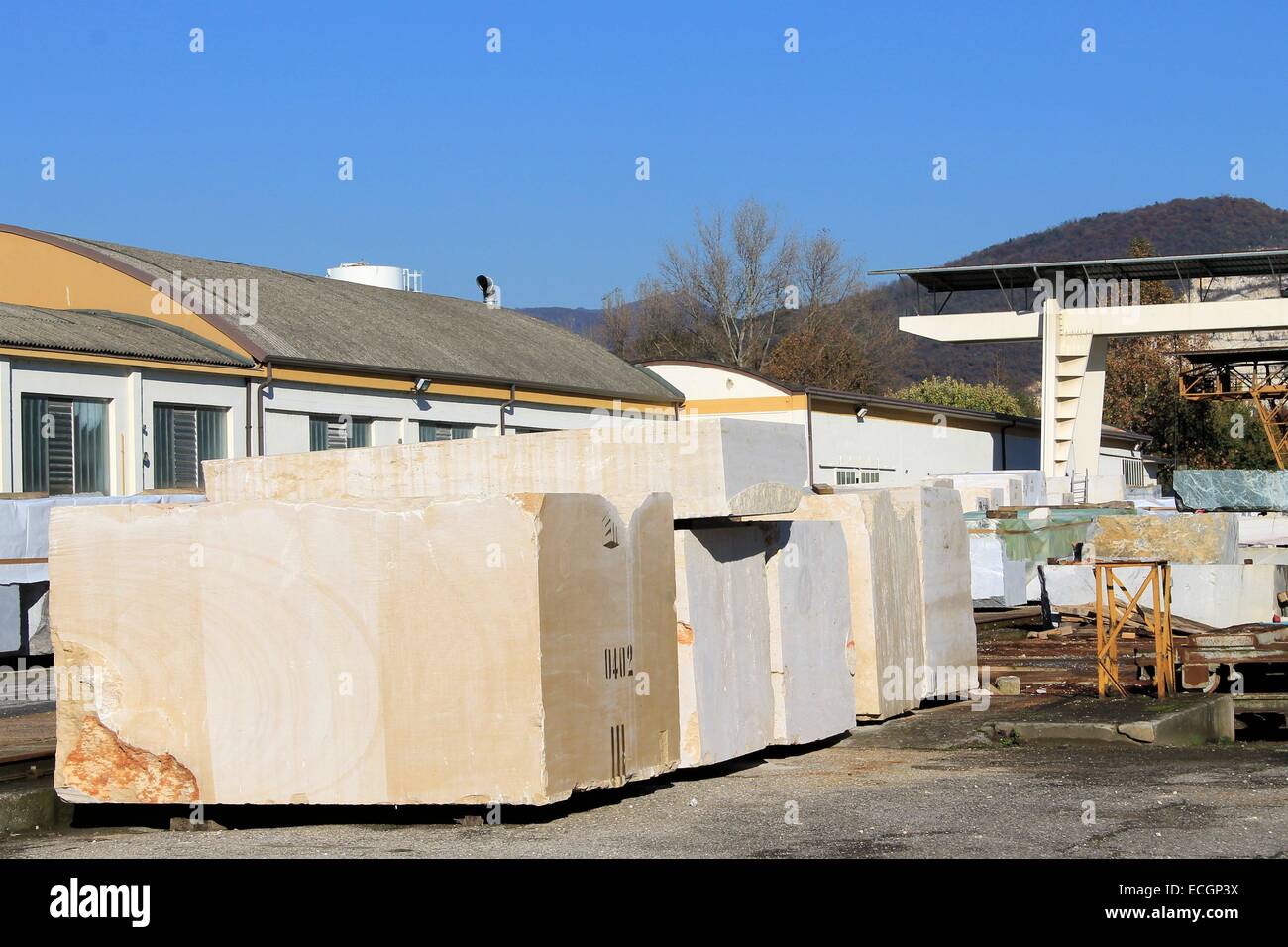 Marble cutting machine hi-res stock photography and images - Alamy