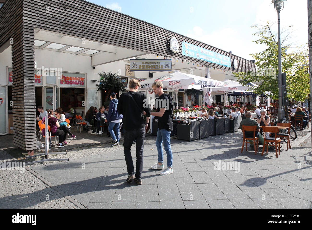 Berlin restaurant customer outdoor patio Stock Photo
