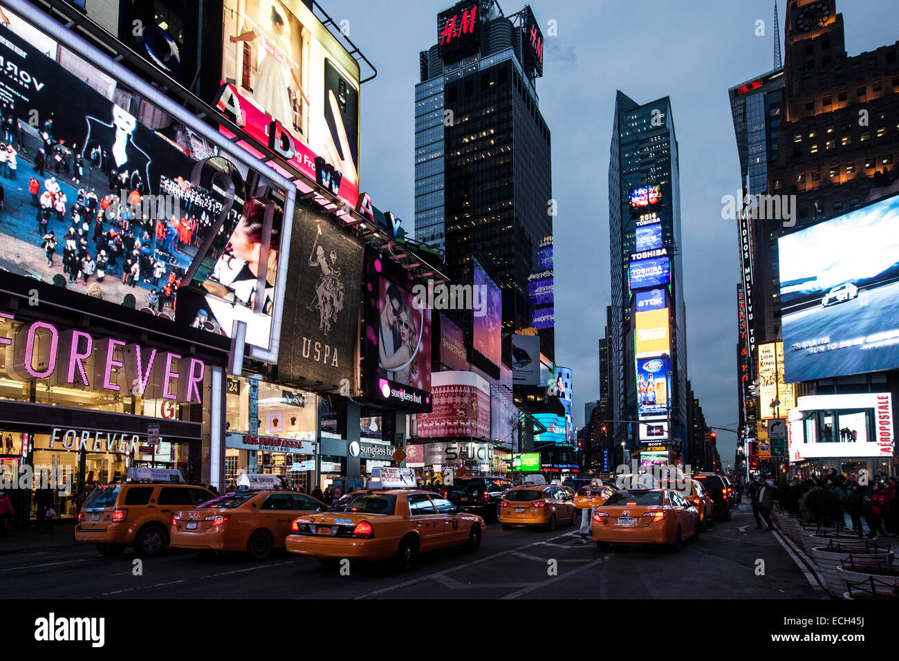 Yellow Cabs In Times Square Junction Of Broadway And Seventh Avenue Manhattan New York United States Stock Photo Alamy