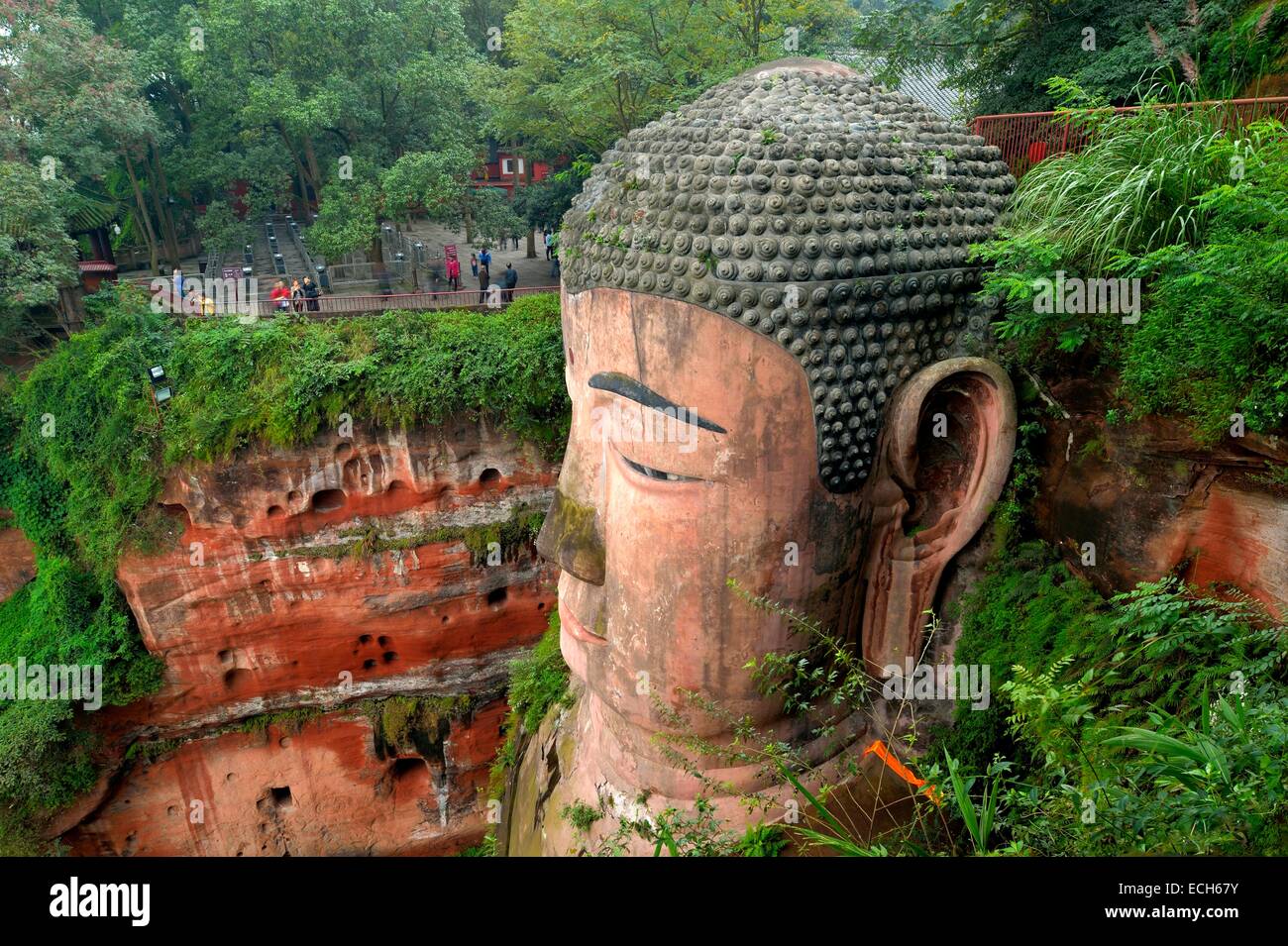 Largest stone Buddha statue in the world, Leshan Giant Buddha, Leshan