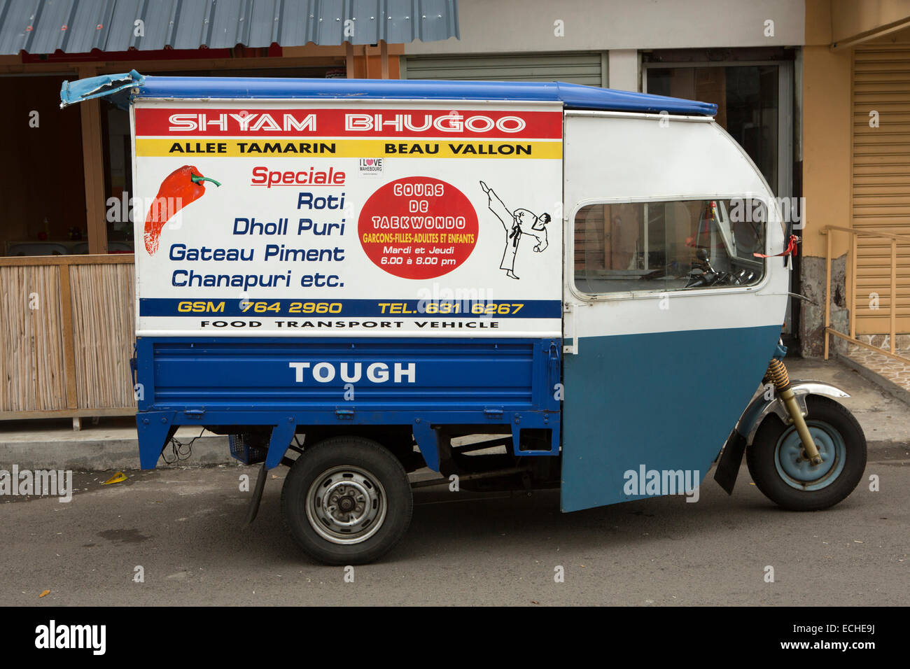 Mauritius Mahebourg Food Delivery Van Delivering Roti Dholl Puri Chanapuri And Gateau Piment Stock Photo Alamy Mauritius Mahebourg Food Delivery Van Delivering Roti Dholl Puri Chanapuri And Gateau Piment Stock Photo Alamy