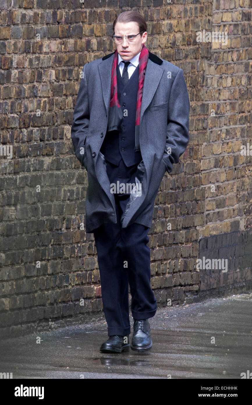 Tom Hardy is spotted in East London filming The Kray Brother movie 'Legend'  Featuring: Tom Hardy Where: London, United Kingdom When: 12 Jun 2014 Stock  Photo - Alamy