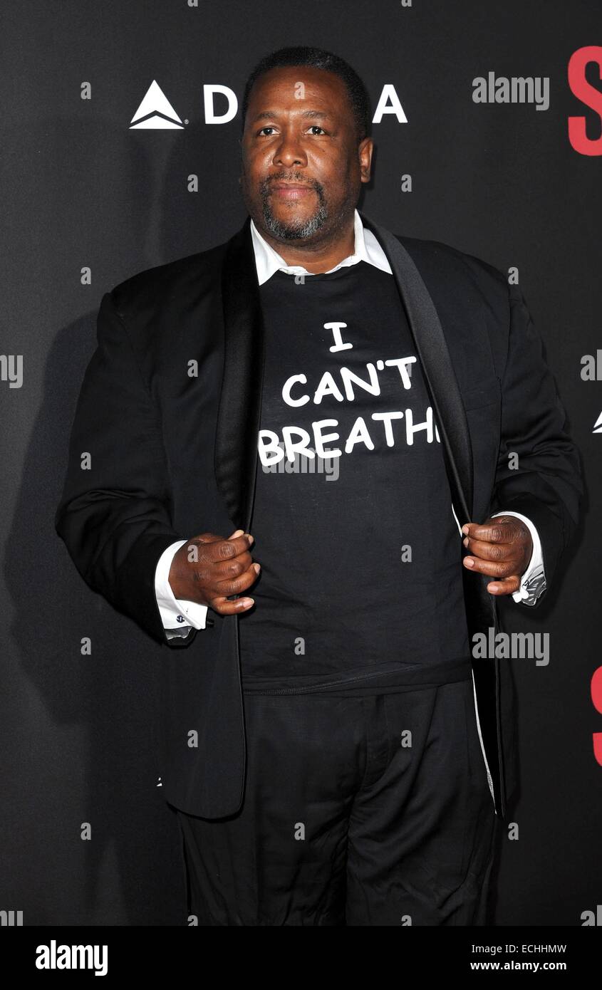 Wendell Pierce at arrivals for SELMA Premiere, Ziegfeld Theatre, New