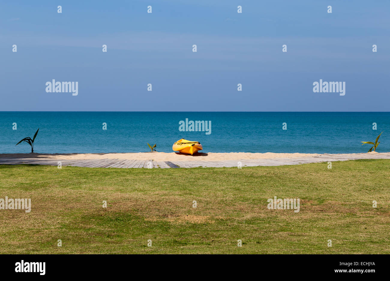 Kayak on the beach in front of the sea Stock Photo - Alamy