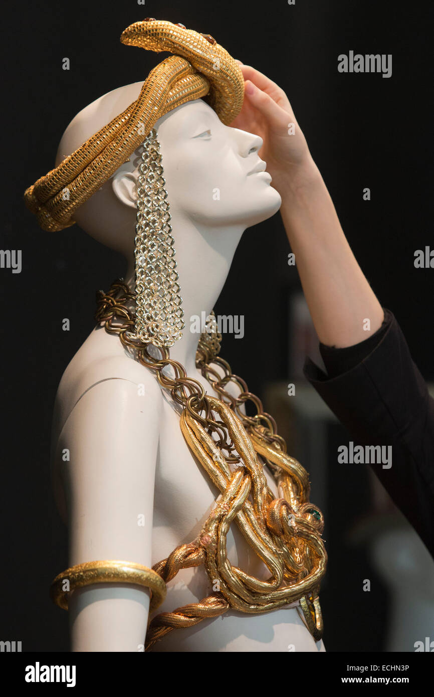 Theda bara in cleopatra hi res stock photography and images Alamy Theda bara in cleopatra hi res stock photography and images Alamy