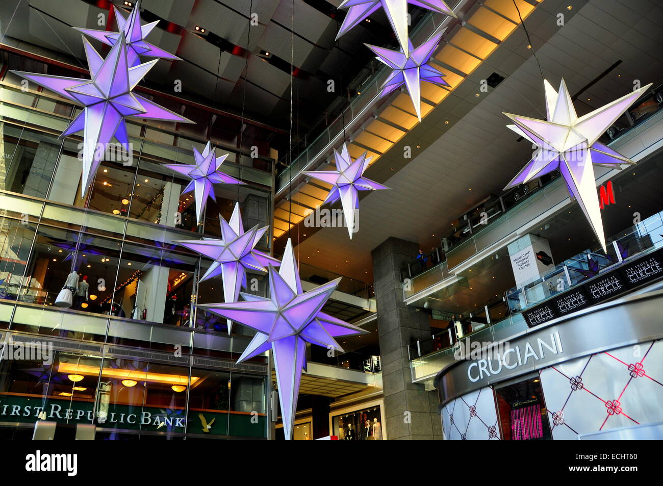 Nyc Dazzling Christmas Stars Hang From The Atrium Ceiling Of The
