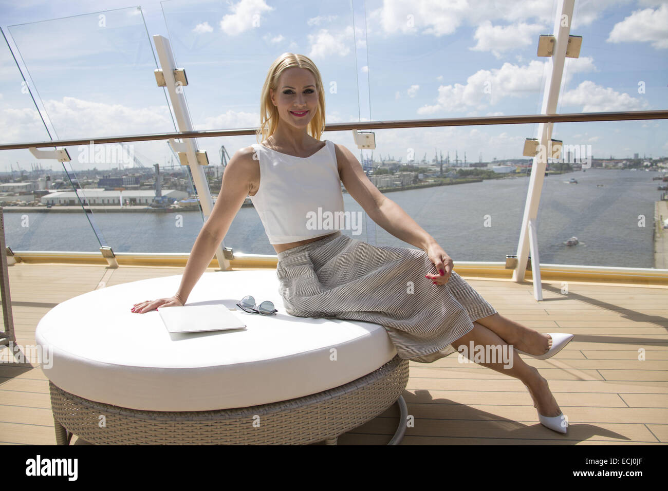Helene Fischer Christens Tuis Latest Cruise Ship Mein