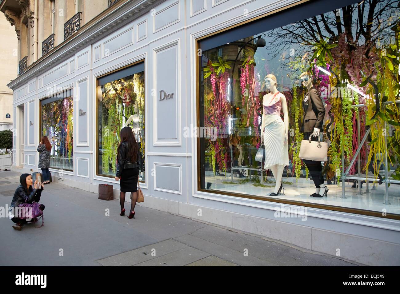 France, Paris, Luxury shops on Montaigne Avenue, Dior Stock Photo - Alamy