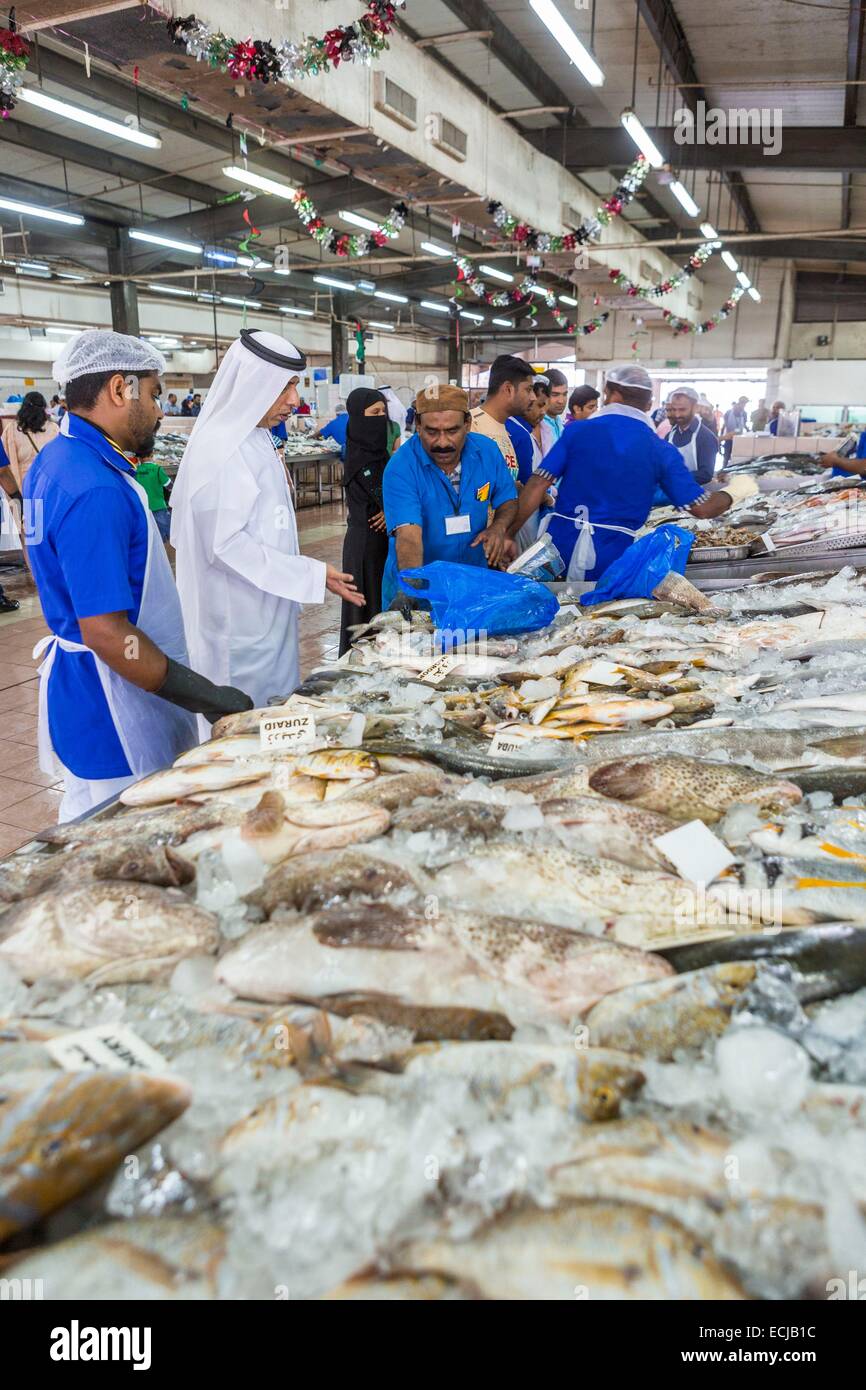 United Arab Emirates, Abu Dhabi, the fish market Stock Photo Alamy
