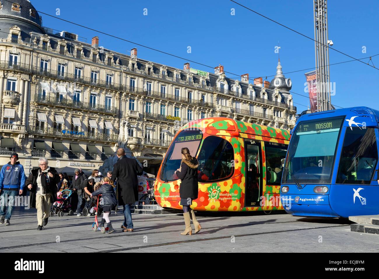 France Herault Montpellier Comedy Place Walkers In Front Of Stock Photo Alamy France Herault Montpellier Comedy Place Walkers In Front Of Stock Photo Alamy