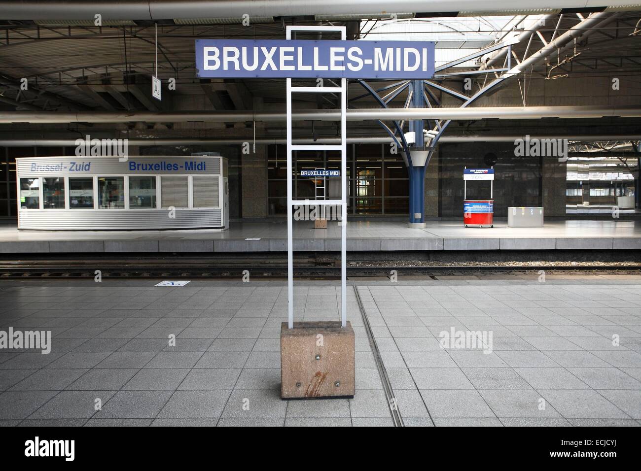 Belgium, Brussels, Bruxelles-midi train station (Brussels-Zuid Stock Photo  - Alamy