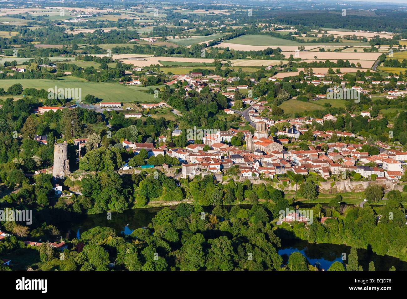 France, Vendee, Vouvant, labelled Les Plus Beaux Villages de France (The  Most Beautiful Villages of France) (aerial view Stock Photo - Alamy