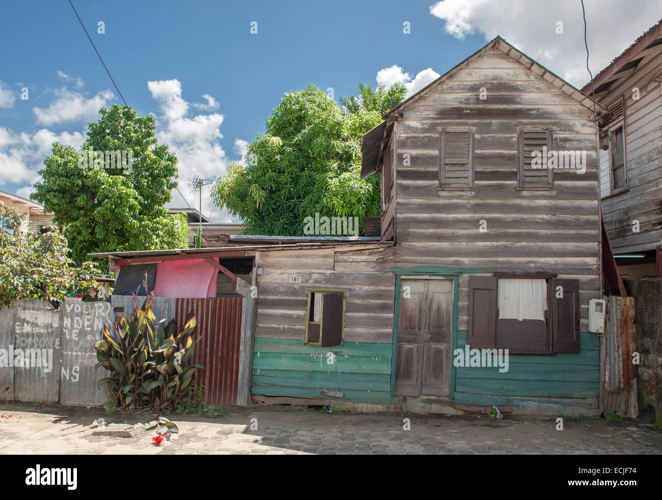 Suriname paramaribo poor hires stock photography and images Alamy
