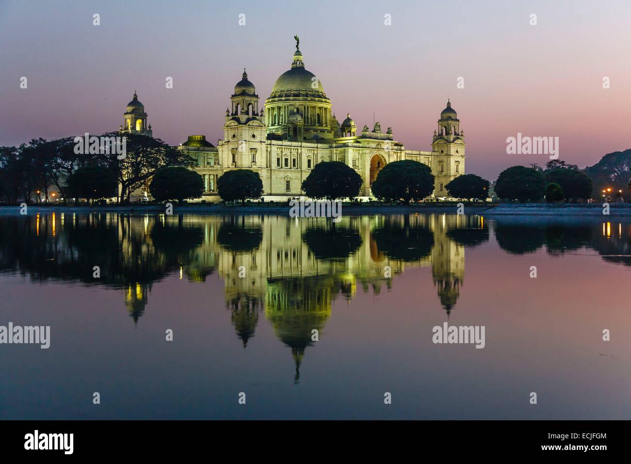 India, West Bengal, Calcutta (Kolkata), Victoria memorial at sunset Stock Photo