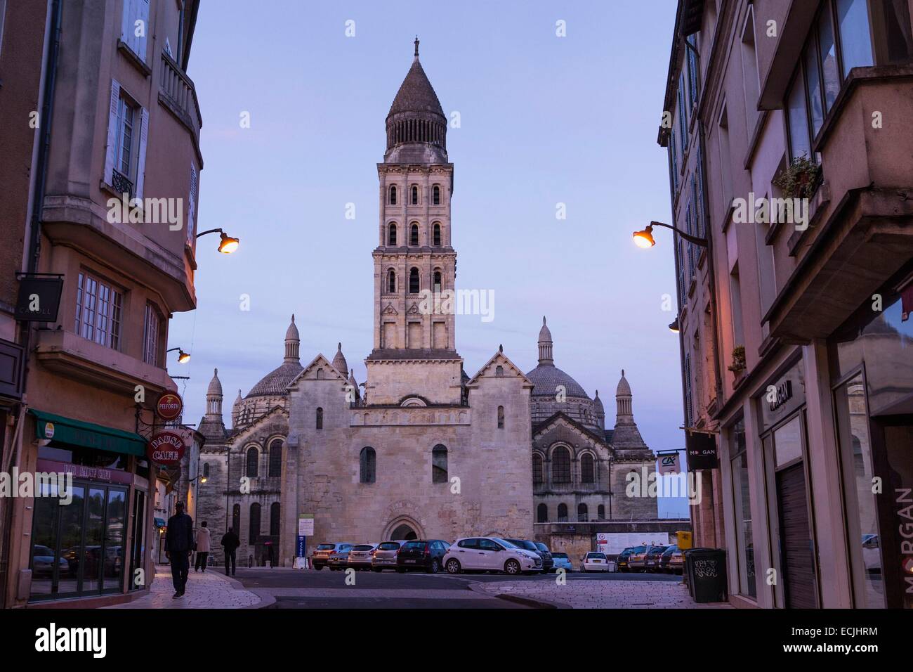 France, Dordogne, Perigord Blanc, Perigueux, Saint Front Byzantine ...