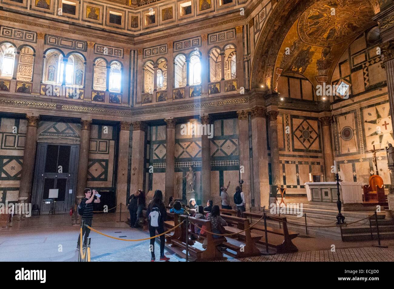 Italy, Tuscany, Florence, Piazza della Signoria, UNESCO World Heritage Site, Mosaic ceiling of dome of the Battistero (Baptistery) Stock Photo