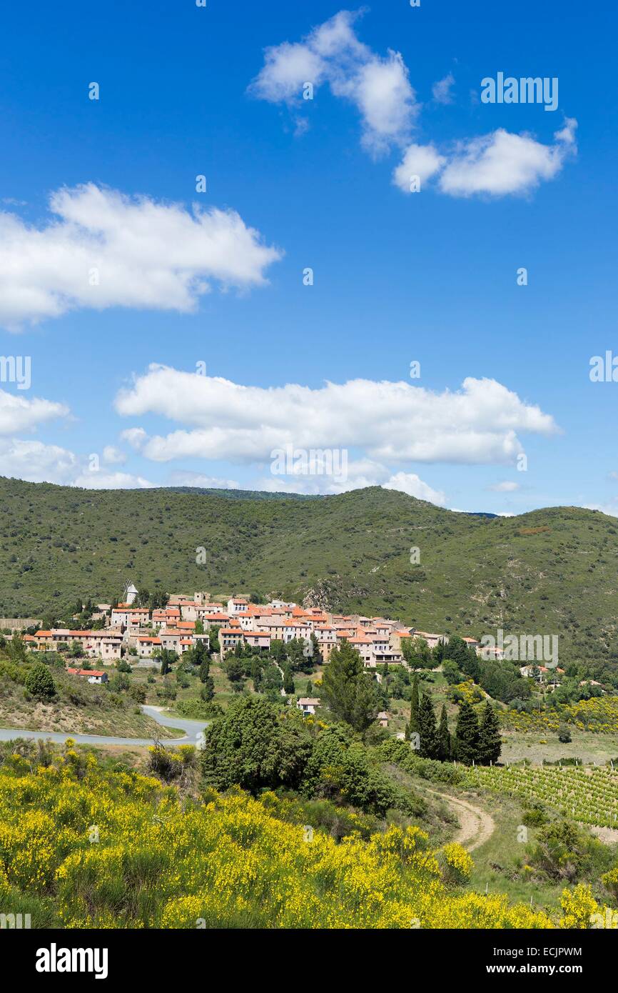 France, Aude, Cucugnan, general view of the village Stock Photo