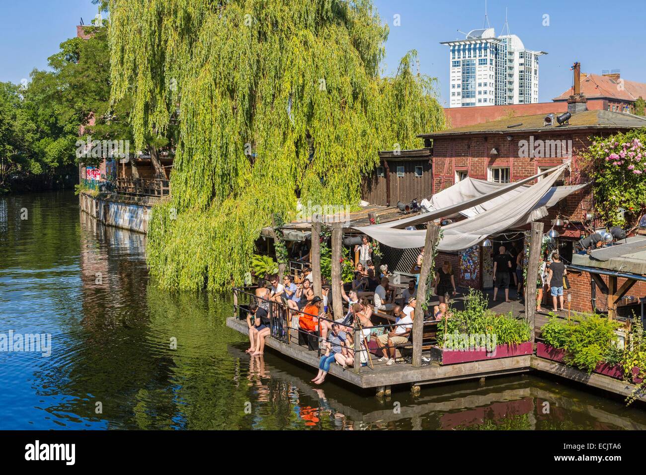 Germany, Berlin, East Berlin district of Kreuzberg, coffee night club