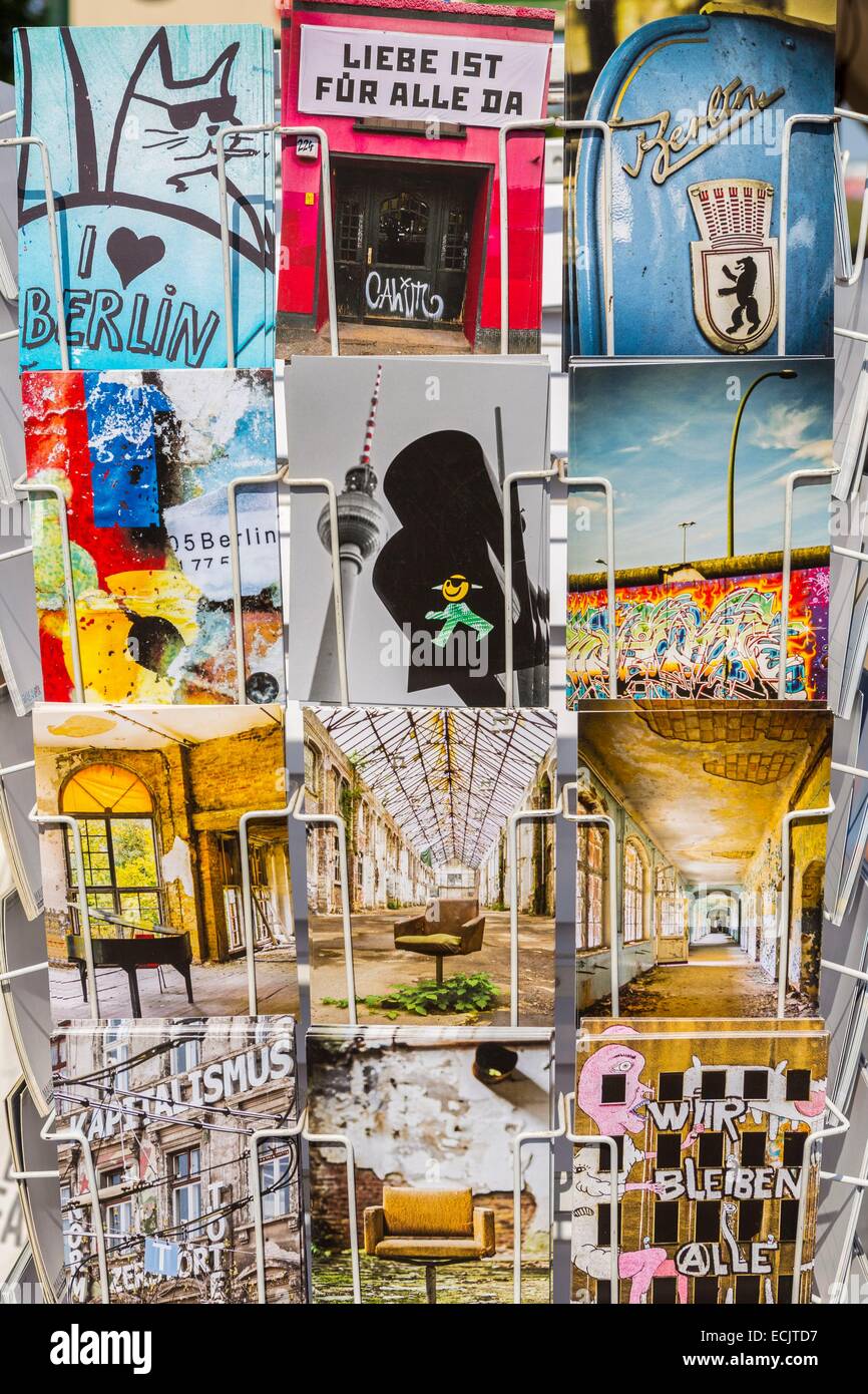 Berlin postcards hi-res stock photography and images - Alamy