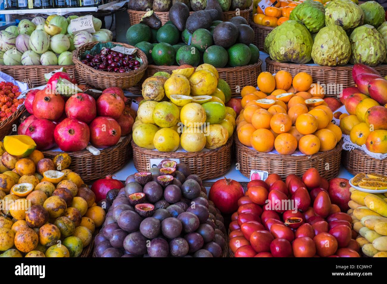 Portugal, Madeira island, Funchal, Farmers' Market (Mercado dos Lavradores) in the historic