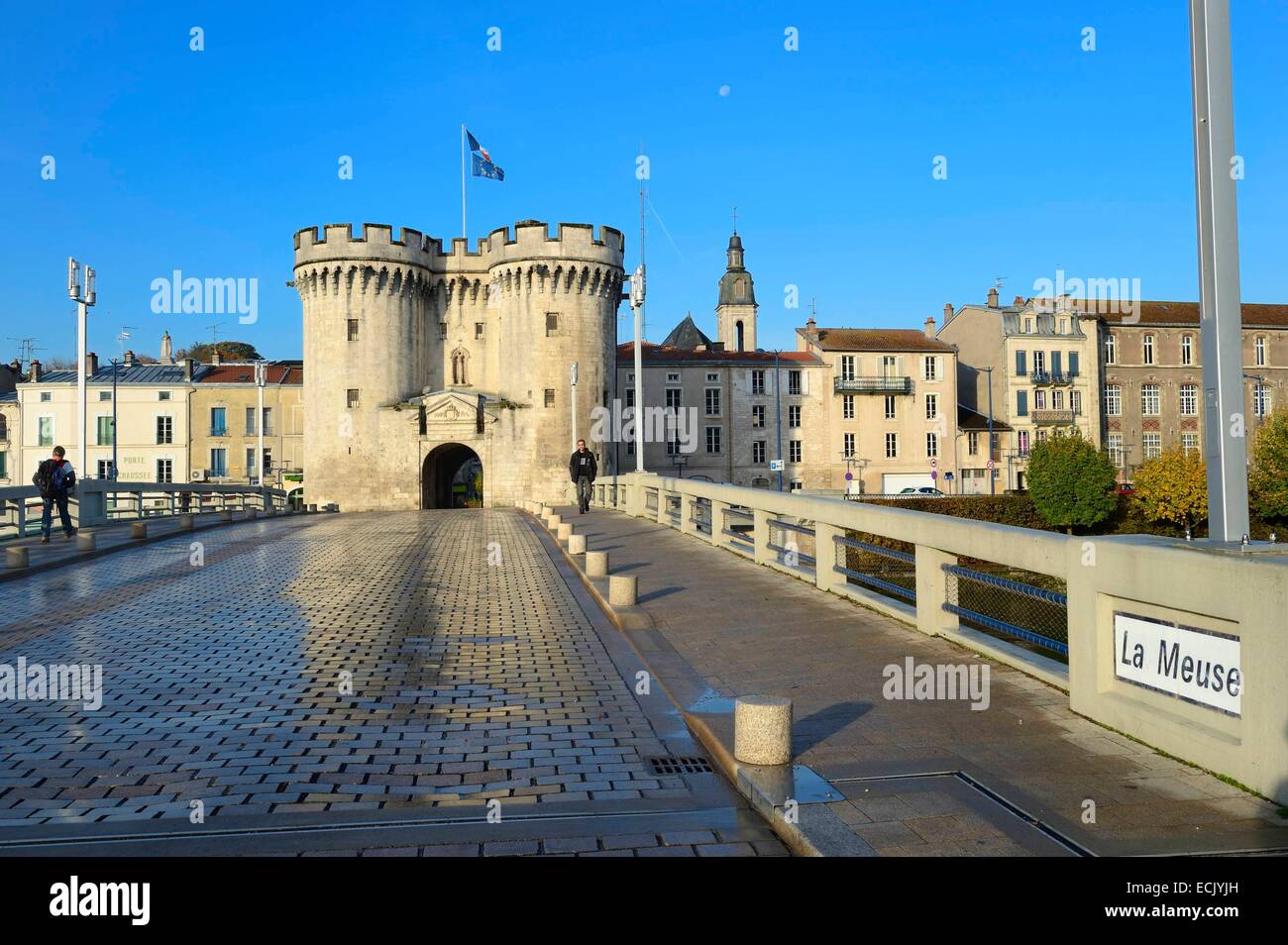 France, Meuse, Verdun, Porte Chaussee, gate of the 15th century, official  entry of the city since its construction, defense tower of the great wall  that encircled the city in the medieval seen