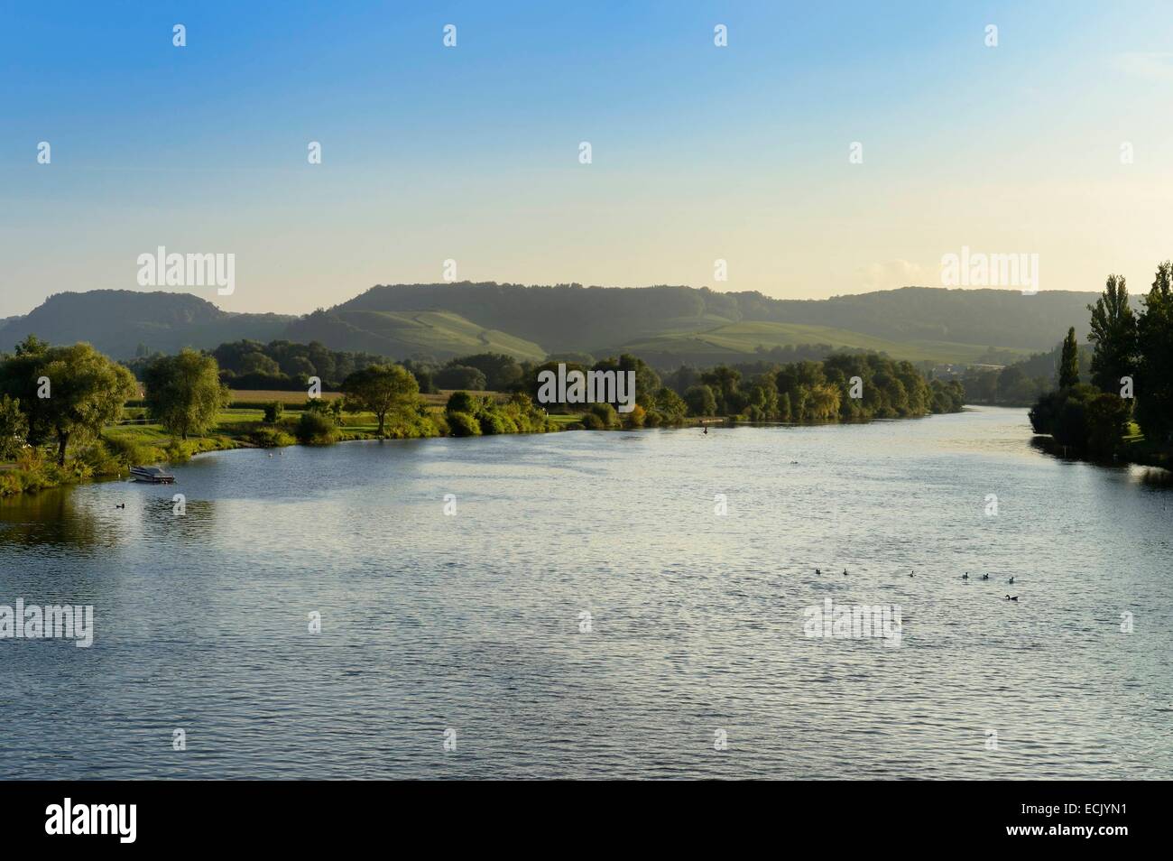 Luxembourg, Grevenmacher district, Moselle region, Remich, the Moselle river marks the border between Germany left and Luxembourg right Stock Photo