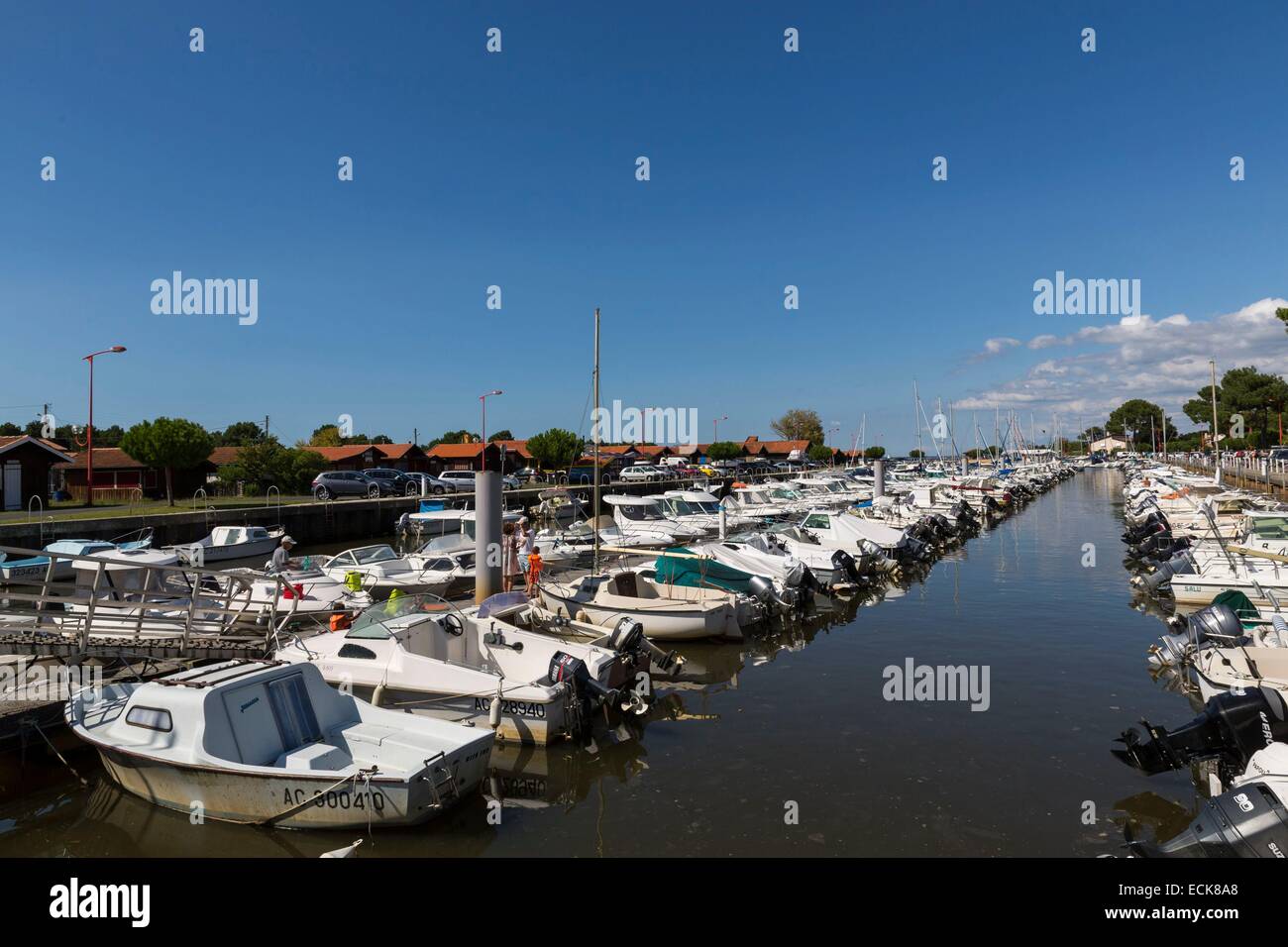Gujan mestras hi-res stock photography and images - Alamy