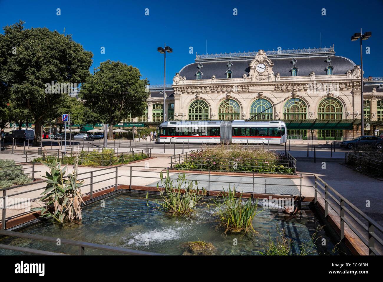 Lyon station hires stock photography and images Alamy