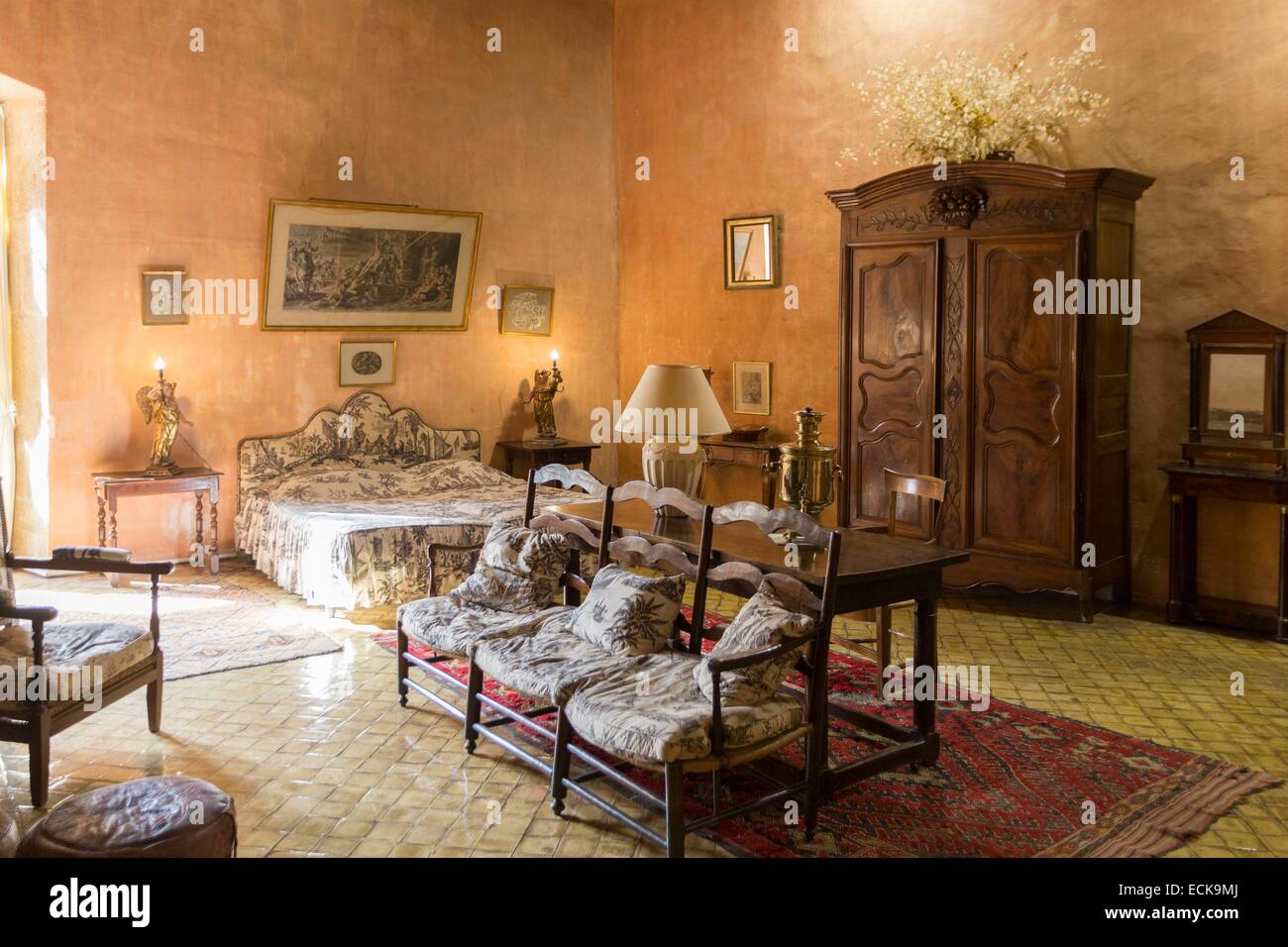 France, Vaucluse, Lourmarin, labeled Les Plus Beaux Villages de France (the Most Beautiful Villages of France), castle 15th and 16th centuries, classified as Historic Monument, the second room of Honor of Chateau Renaisance (1526 1567) proposes a reconstr Stock Photo