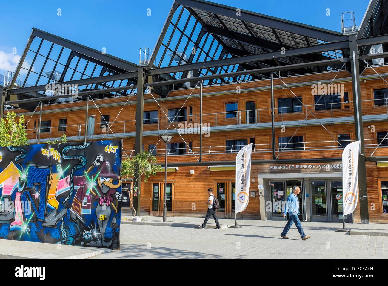 France, Paris, Halle Pajol, positive energy building, produces its electricity with 3500 m2 of photovoltaic panels, Yves Robert International Youth Hostel, the biggest of the capitale Stock Photo