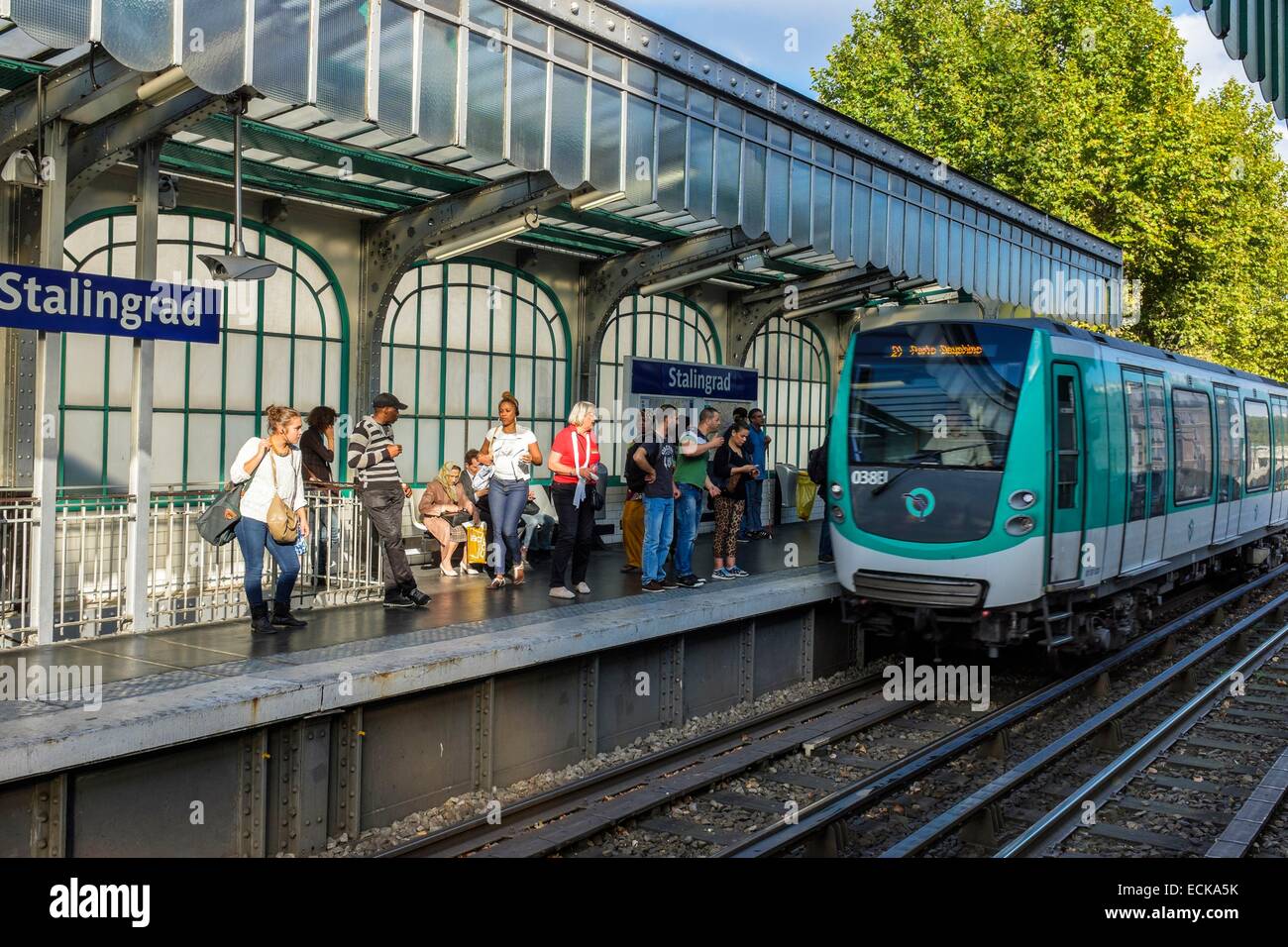 France, Paris, Stalingrad metro station, line 2 Stock Photo - Alamy